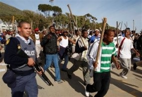 Kekerasan Warnai Aksi Mogok Kerja