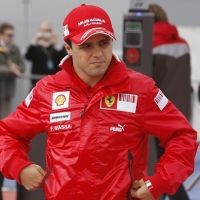 Massa Tak Berani Prediksikan Hasil