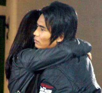 Charly ST12 Peluk Naysila Mirdad