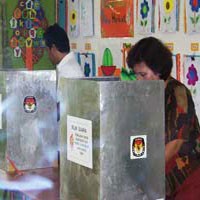 Internet Indonesia Dibombardir 800 Ribu Kali Saat Pilpres