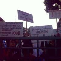 Ratusan Buruh Toshiba Geruduk PHI