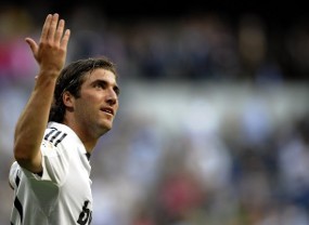 Higuain Menantang Rp 2,8 T