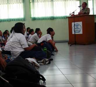 Wagub DKI Tinjau MOS SMA 70