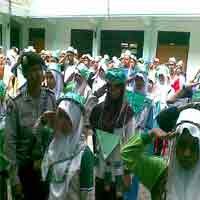 MOS Hari Kedua, Siswa Diajarkan Baris Berbaris