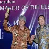 PWI Jakarta Beri Award ke Denny JA