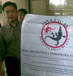 Aliansi Cicak Datangi KPK 