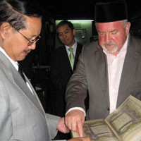 RI Berterimakasih Umat Islam Bosnia Bantu Aceh dan Nias