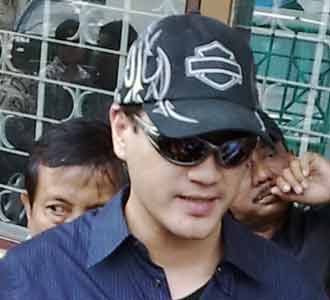 Ferry Irawan Sidang Cerai