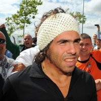 Fans City Sambut Hangat Tevez