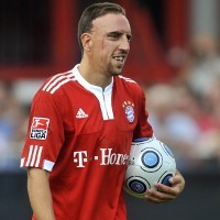 Alonso & Ribery Menjauh dari Madrid