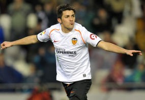 Villa Terus Merapat ke Nou Camp