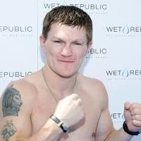 November, Hatton Naik Ring Lagi