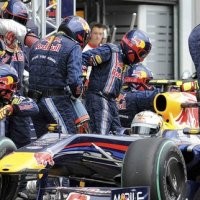 Ralf Kritik Kebijakan Persaingan a la Red Bull