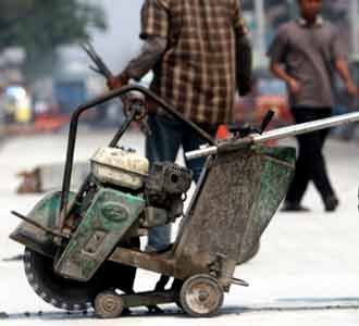 Jalan Muara Baru Dibeton