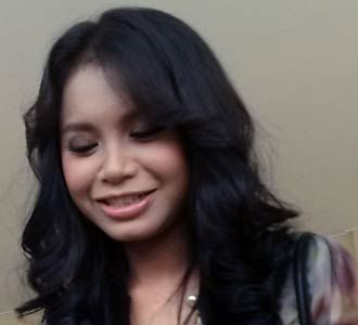 Rossa, Janda Kembang