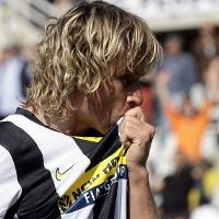 Ferrara Yakin Nedved Bertahan di Juve