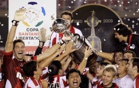 Estudiantes Boyong Copa Libertadores