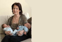 Wanita Paling Tua Melahirkan Tutup Usia 