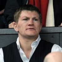 Gejala Flu Babi, Hatton Masuk Rumah Sakit