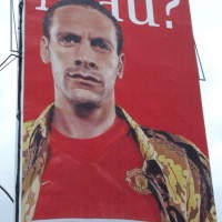 Spanduk MU di GBK Mulai Diturunkan