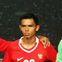 Salampessy Nantikan Duel dengan Giggs