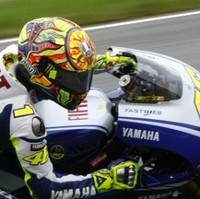Rossi Start Terdepan