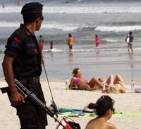Polisi Jaga Kuta Bali