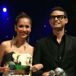 BCL Gemetar Kalahkan Siti Nurhaliza