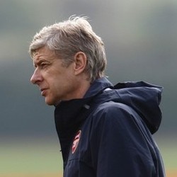 Fans Penyebab Kepergian Adebayor