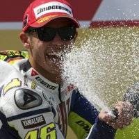Rossi Sentuh Rekor Agostini