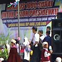 Anak Yatim Curhat ke SBY Soal Lumpur Hingga Bom