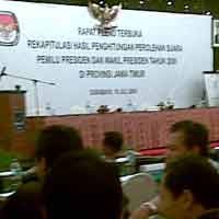 Minta Rekap Diulang, Anggota Panwas dan KPU Adu Mulut