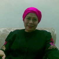 Dewi Yull: Awasi Anak Saat Bermain Internet