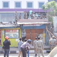 Kios Siap Dibongkar Jika Hotel Bayar Ganti Rugi