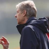 Sejarah Bikin Wenger Pede Tanpa Adebayor