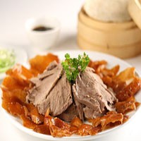 Yuk, Makan bebek Peking, Nyam... Nyam!