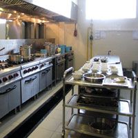 Mengintip Isi Dapur Culture Royale