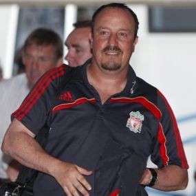 Benitez Santai Tanggapi Soal Alonso 