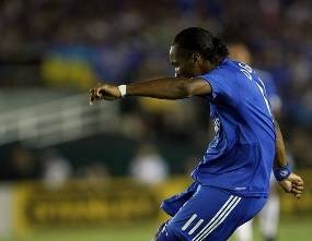Drogba Yakin Terry Bertahan