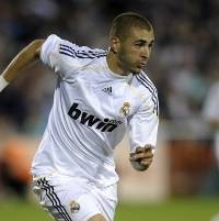 Benzema Bisa Samai Ronaldo