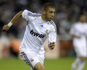 Benzema Bisa Samai Ronaldo