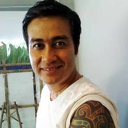 Adjie Pangestu Galak, Rumah Tangganya Gawat?