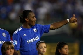 Drogba Sambut Baik Tawaran Chelsea 