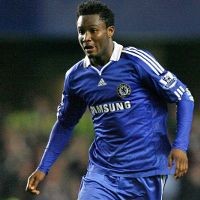 Mikel Perkuat Chelsea hingga 2014 
