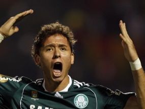 Barca Gaet Pemain Depan Brasil