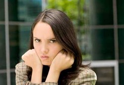 5 Pertanyaan Pria yang Dibenci Wanita