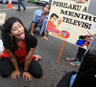Aksi Hari Tanpa TV di Bundaran HI
