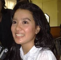 Pasca Umroh, Marcella Zalianty Tambah Alim 