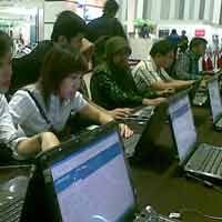 Bursa Kerja Online Pertama di Surabaya Langsung Diserbu