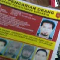 1.000 Poster Noordin M Top Disebar di Surabaya